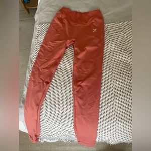 Gym shark leggings